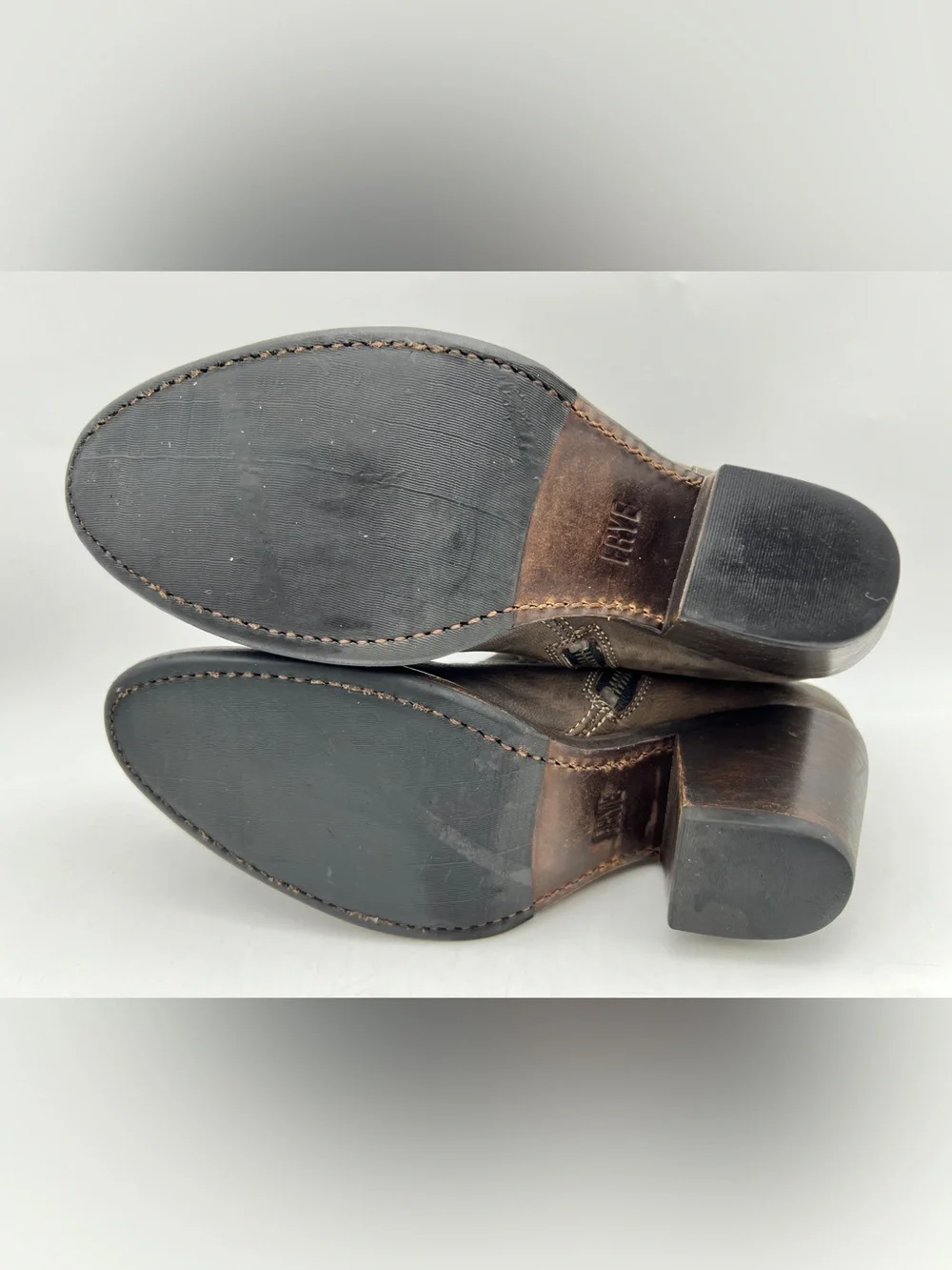 Frye Lillian Western Ankle Boots Size 9B Gray Brown Leather Western Booties